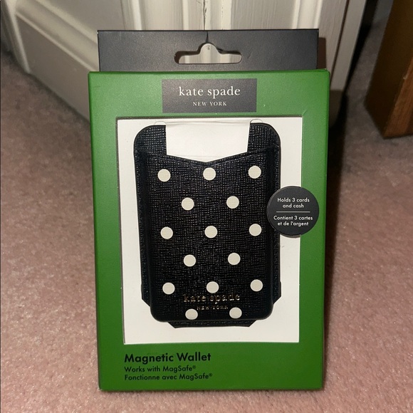Kate Spade New York Magnetic Phone Wallet Black & White Polka Dot MagSafe NWT - Picture 3 of 5